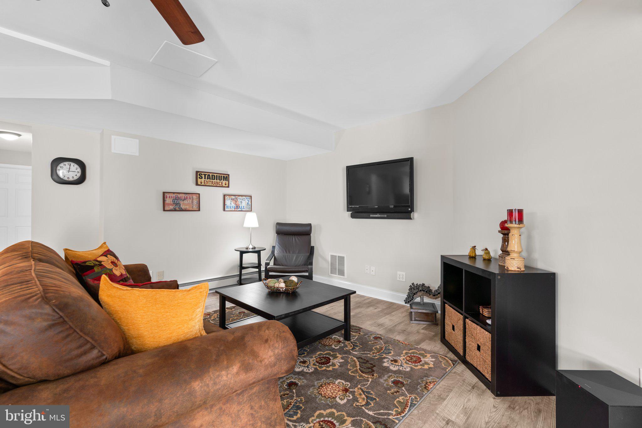 3020 Hobbs Road Glenwood, MD 21738 - Photo 62 of 108 Another great space to hangout and relax!