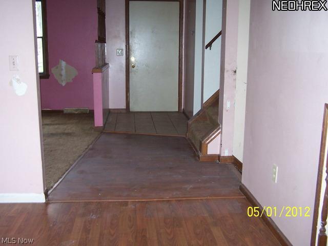 1370 Housel Craft Road Cortland, OH 44410 - Photo 6 of 12 Gallery Image 6