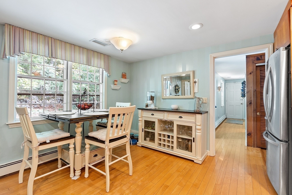 6 Needham Road Lynnfield, MA 01940 - Photo 15 of 42