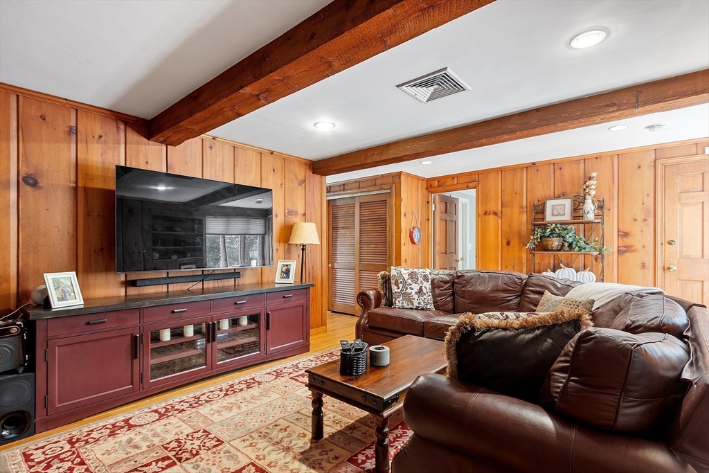 6 Needham Road Lynnfield, MA 01940 - Photo 20 of 42