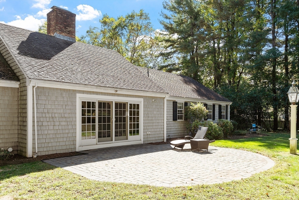 6 Needham Road Lynnfield, MA 01940 - Photo 33 of 42