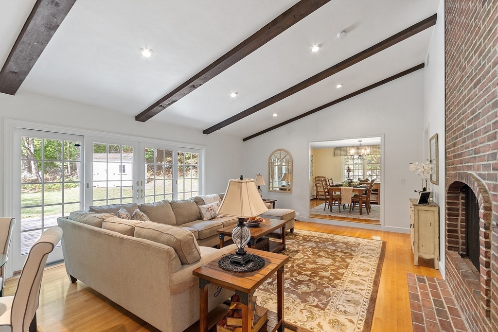 6 Needham Road Lynnfield, MA 01940 - Photo 6 of 42