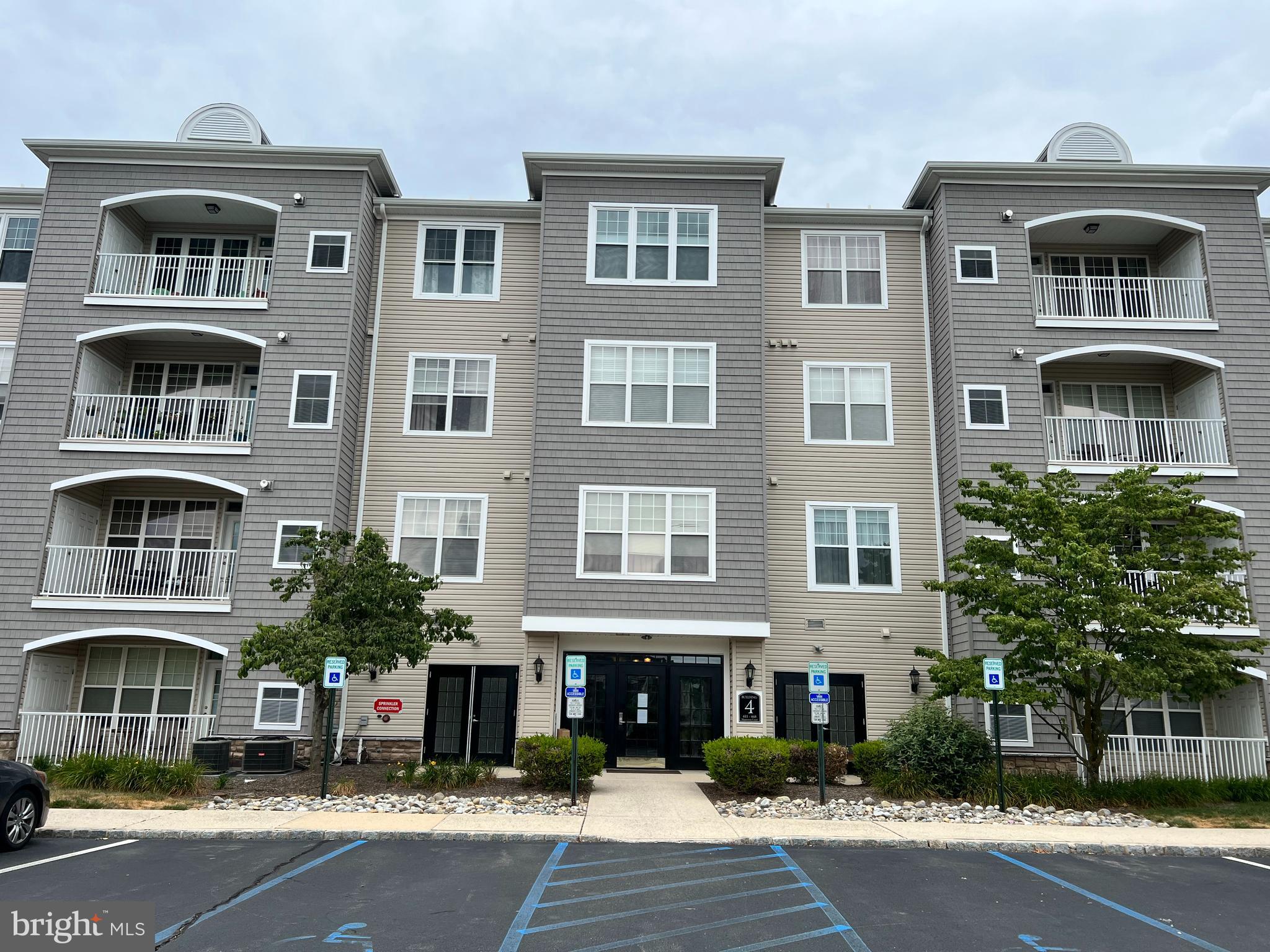 422 Masterson Court Ewing, NJ 08618 - Photo 1 of 29 a front view of residential building