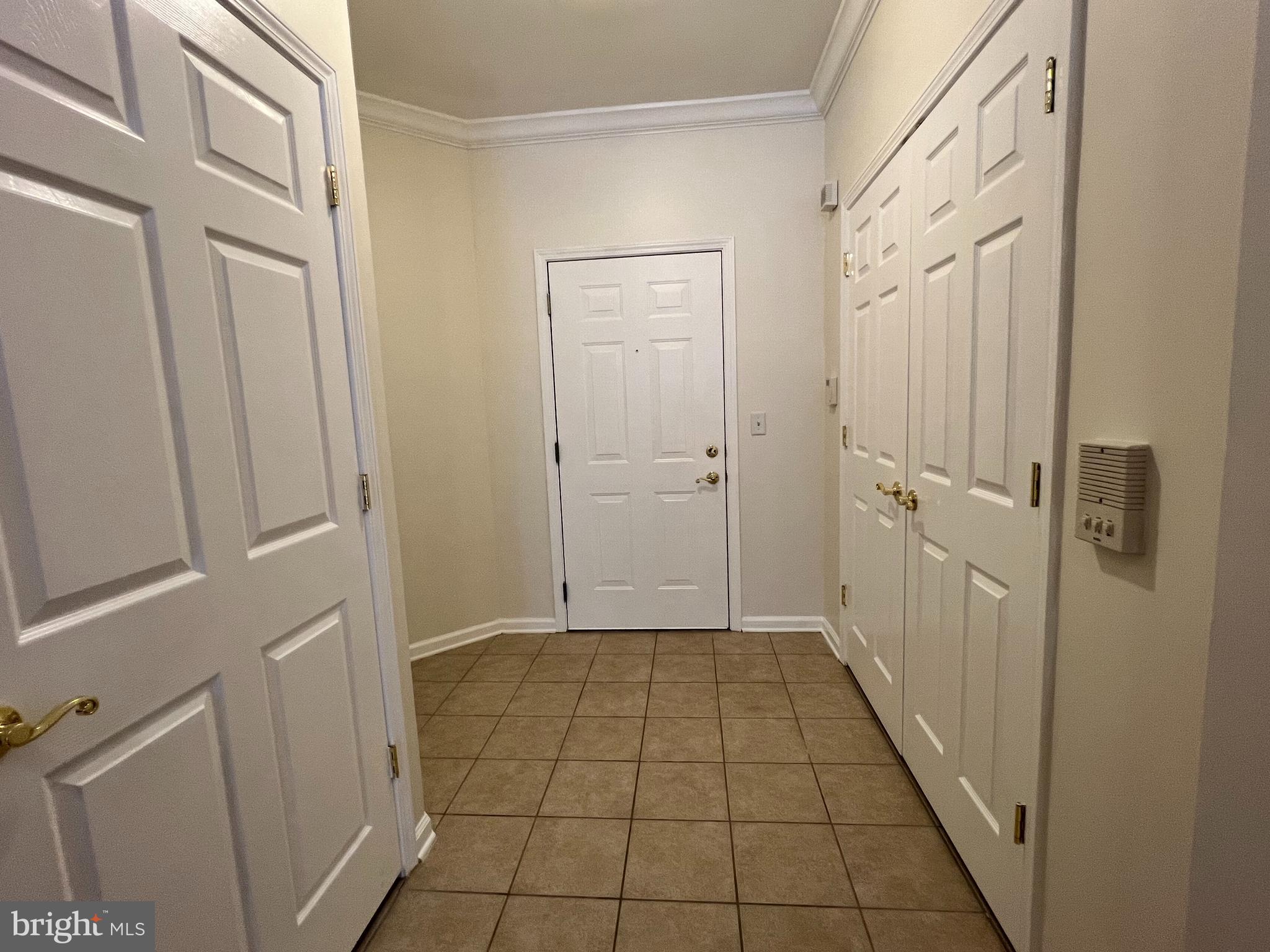 422 Masterson Court Ewing, NJ 08618 - Photo 25 of 29 a view of a hallway