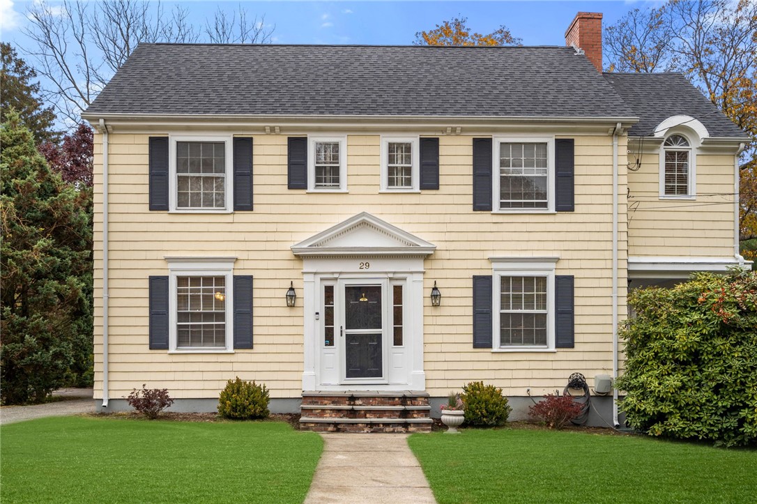 29 Overhill Road Warwick, RI 02818 - Photo 1 of 38 Gallery Image 1