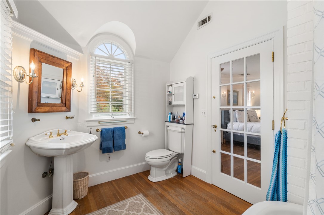 29 Overhill Road Warwick, RI 02818 - Photo 18 of 38 Gallery Image 18