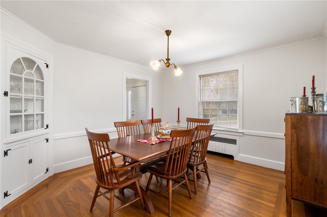 29 Overhill Road Warwick, RI 02818 - Photo 9 of 38 Gallery Image 9