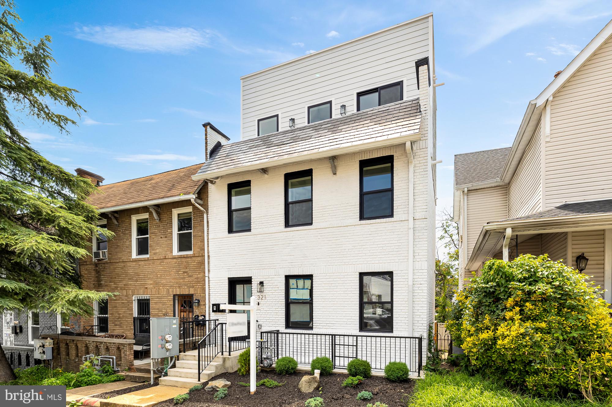 321 V Street Northeast, Unit 2 Washington, DC 20002 - Photo 2 of 47 Gallery Image 2