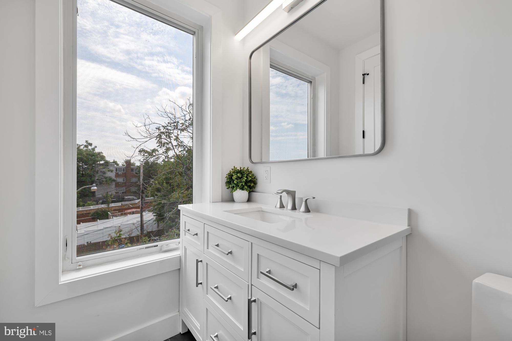321 V Street Northeast, Unit 2 Washington, DC 20002 - Photo 25 of 47 Gallery Image 25