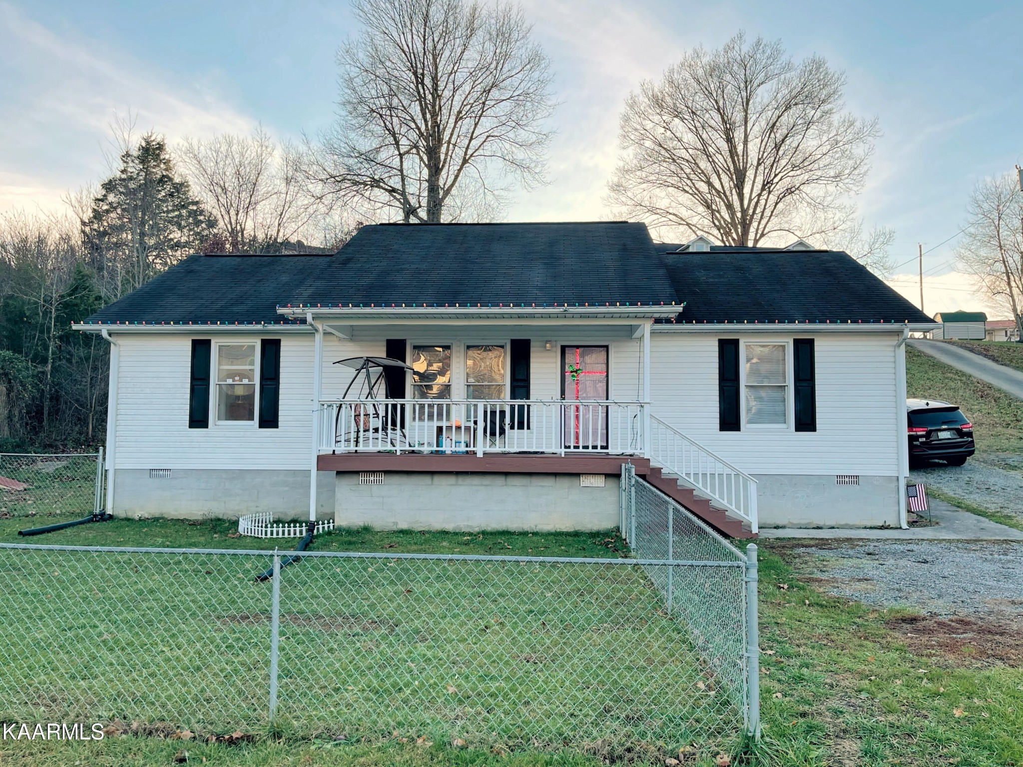 172 Sandy Hill Road La Follette, TN 37766 - Photo 1 of 19 Gallery Image 1