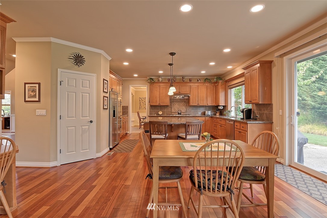 2017 240th Place Southeast Bothell, WA 98021 - Photo 8 of 25