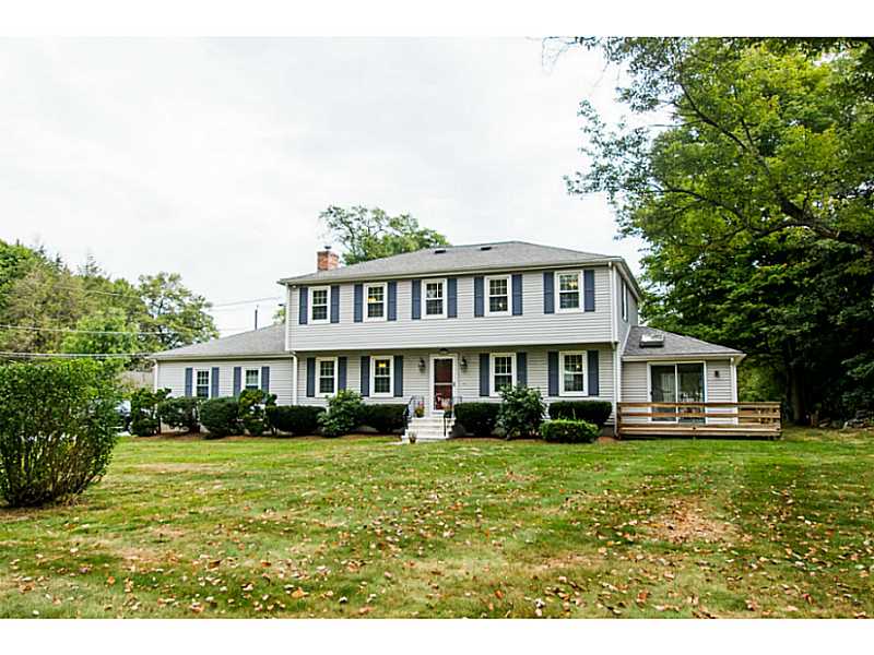 2569 Diamond Hill Road Cumberland, RI 02864 - Photo 1 of 25 Exterior Front.