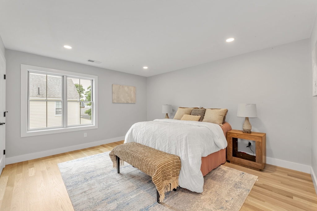 29 Keystone Street Boston, MA 02132 - Photo 11 of 29