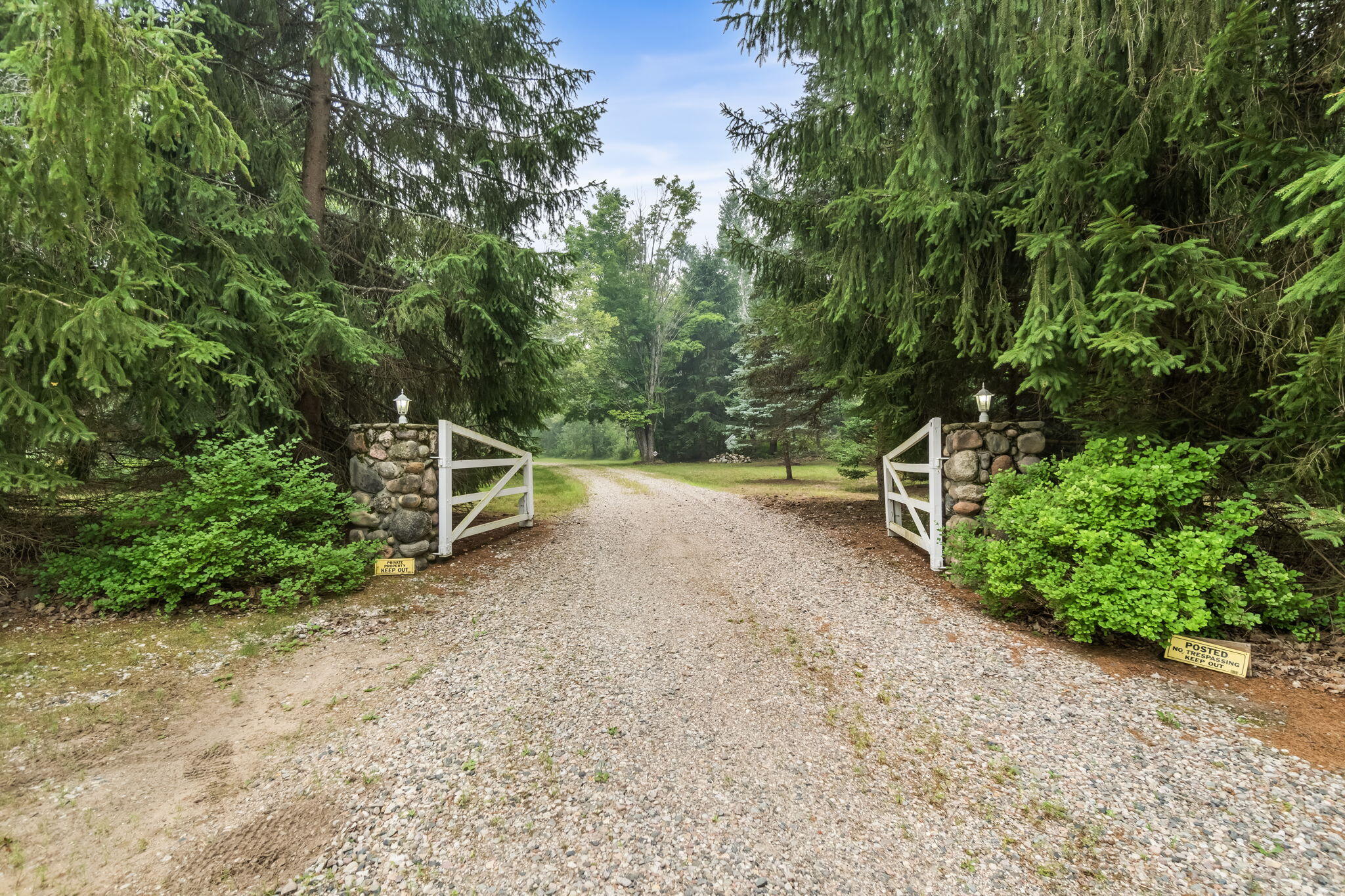 5393 Old Vanderbilt Road Vanderbilt, MI 49795 - Photo 5 of 48 Gallery Image 5