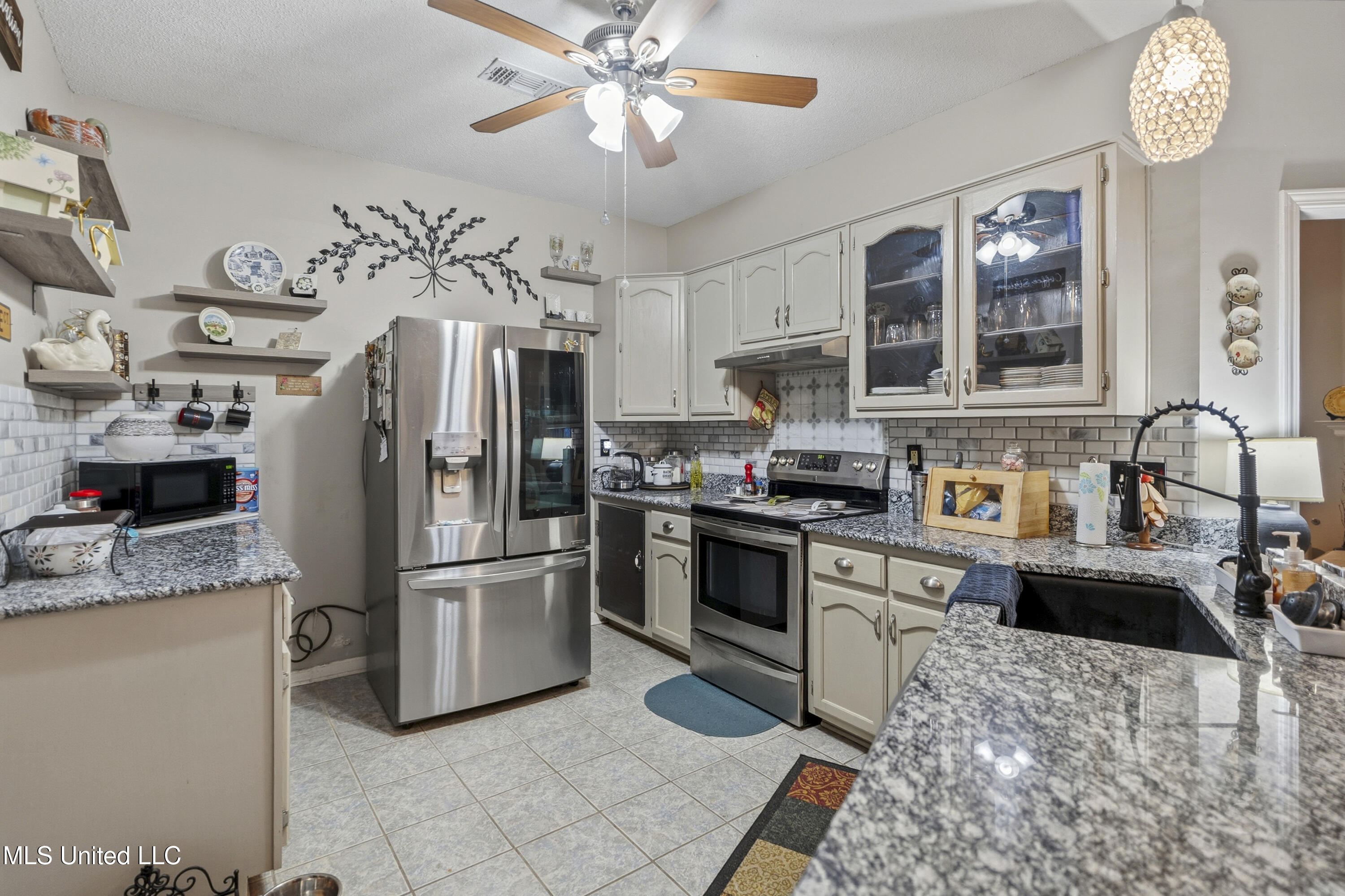 5696 Blocker Street Olive Branch, MS 38654 - Photo 12 of 24 DSC05953