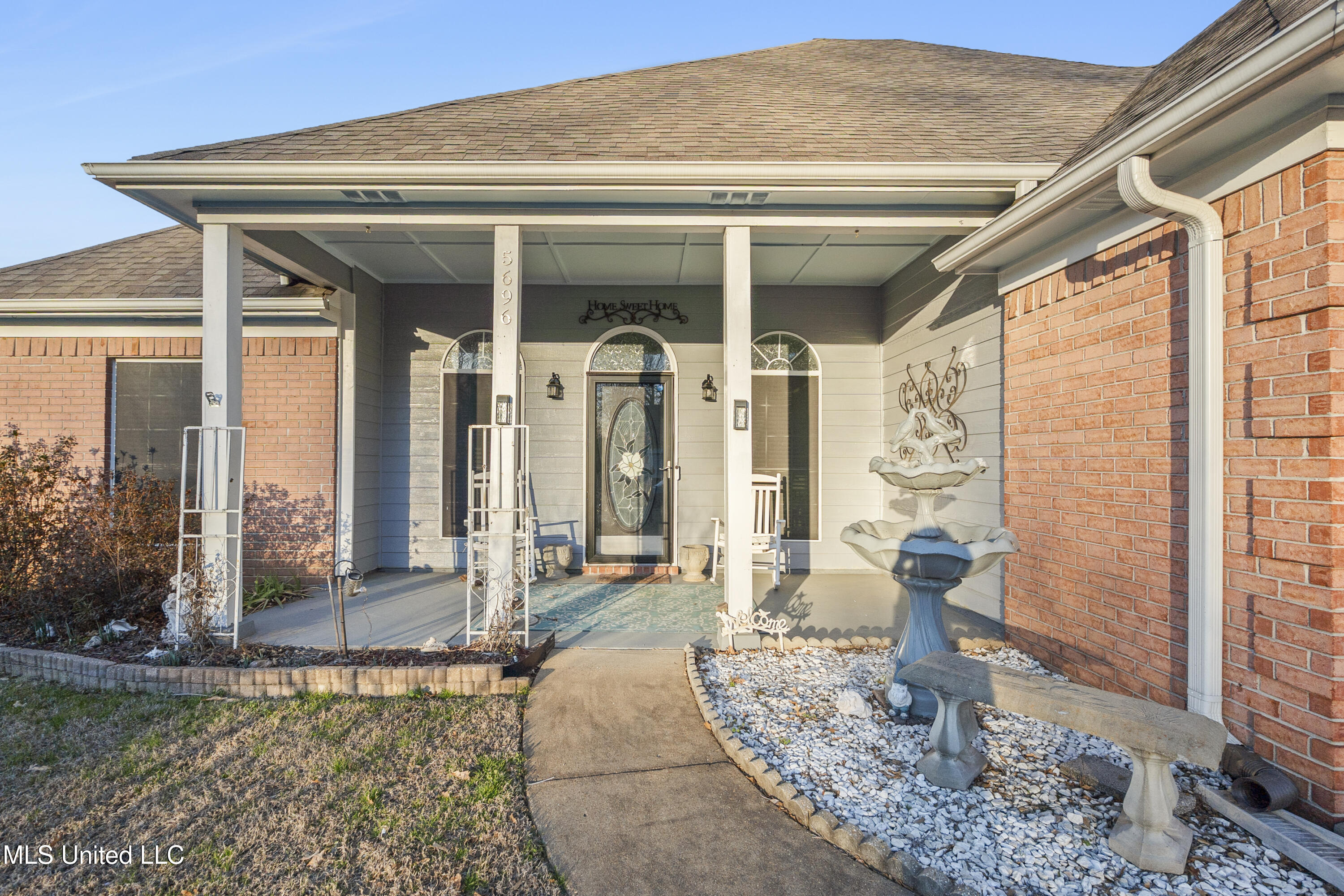 5696 Blocker Street Olive Branch, MS 38654 - Photo 2 of 24 DSC05919