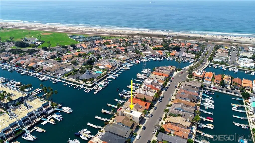 22 Green Turtle Road Coronado, CA 92118 - Photo 25 of 25 an aerial view of a city