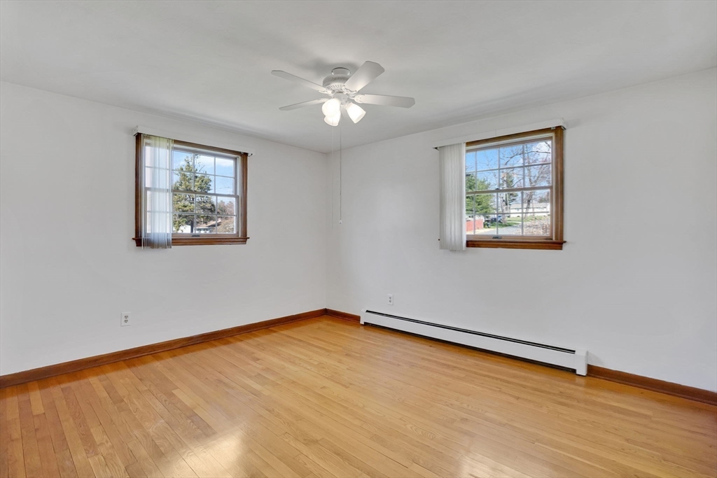 142 Louis Road Springfield, MA 01118 - Photo 21 of 40