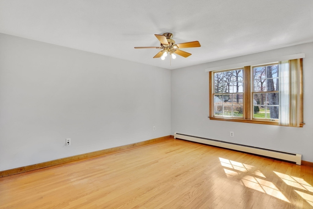 142 Louis Road Springfield, MA 01118 - Photo 29 of 40