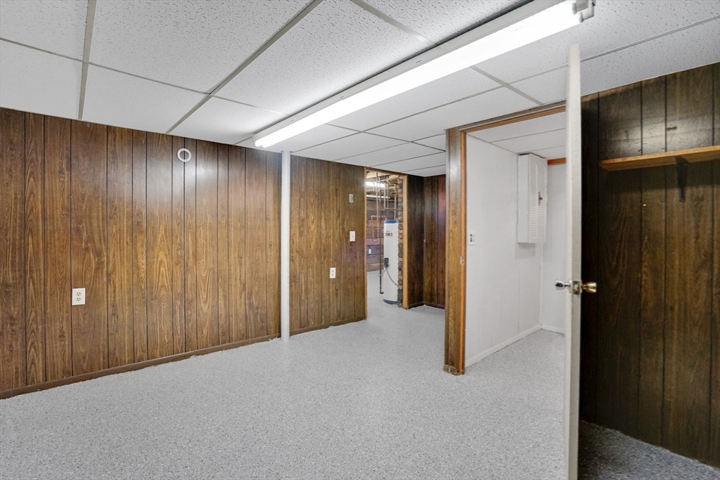 142 Louis Road Springfield, MA 01118 - Photo 35 of 40