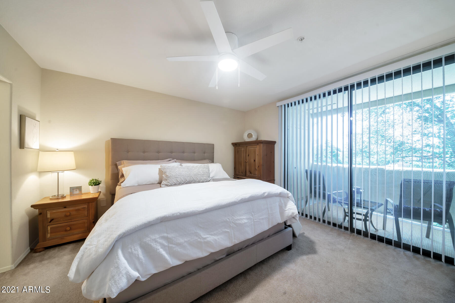 7575 East Indian Bend Road, Unit 2044 Scottsdale, AZ 85250 - Photo 11 of 33 Master Bedroom