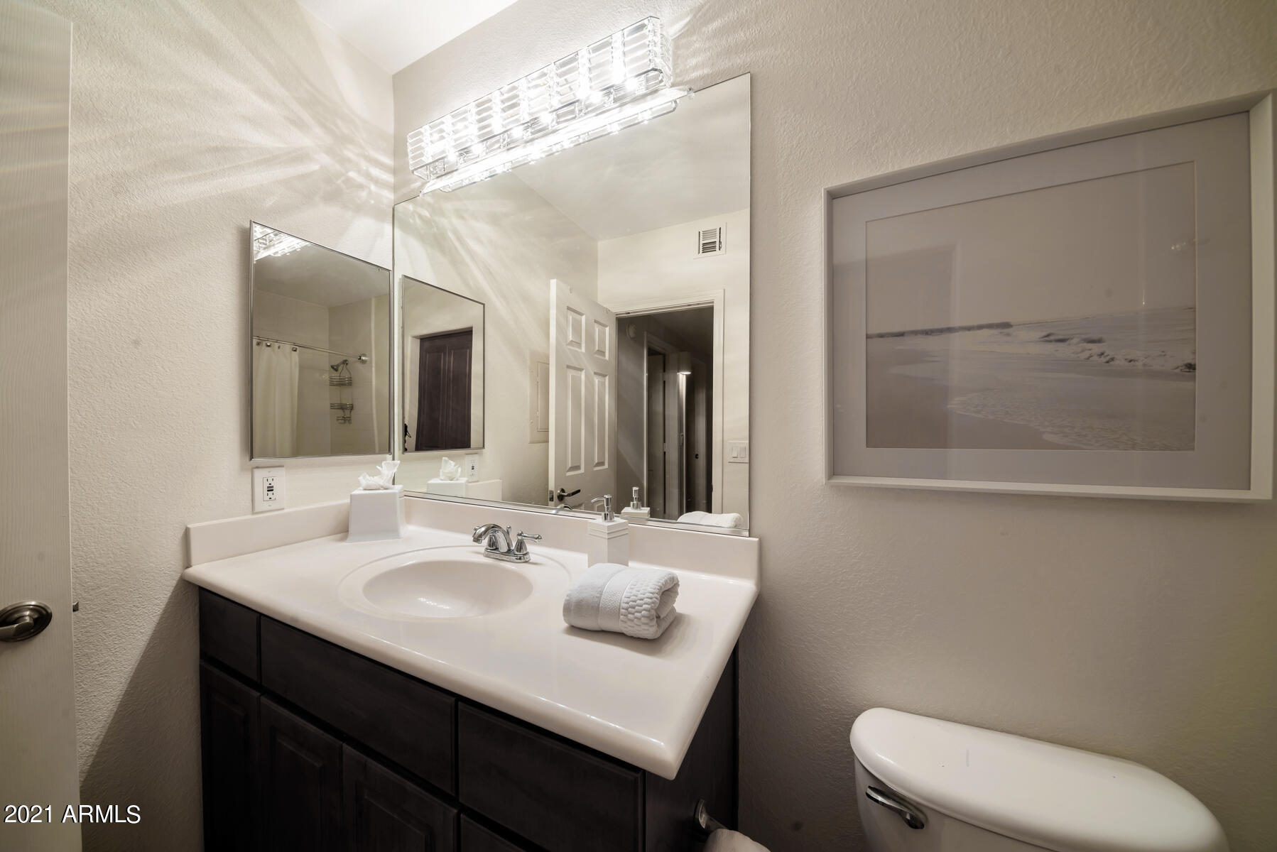 7575 East Indian Bend Road, Unit 2044 Scottsdale, AZ 85250 - Photo 17 of 33 Guest Bath