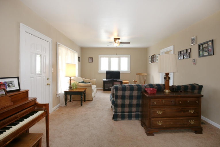 2430 Lamar Avenue Southwest Wyoming, MI 49519 - Photo 6 of 24 IMG_7333