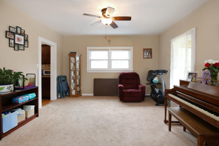 2430 Lamar Avenue Southwest Wyoming, MI 49519 - Photo 7 of 24 IMG_7334