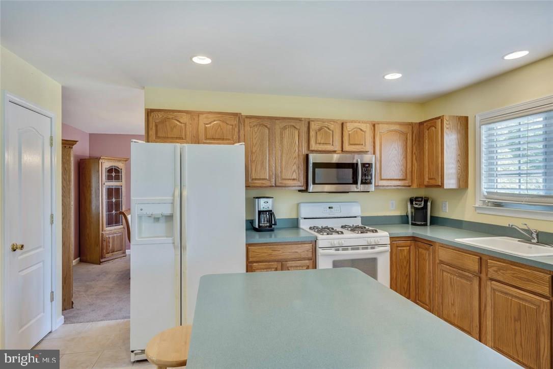 392 Leeward Road Manahawkin, NJ 08050 - Photo 15 of 34