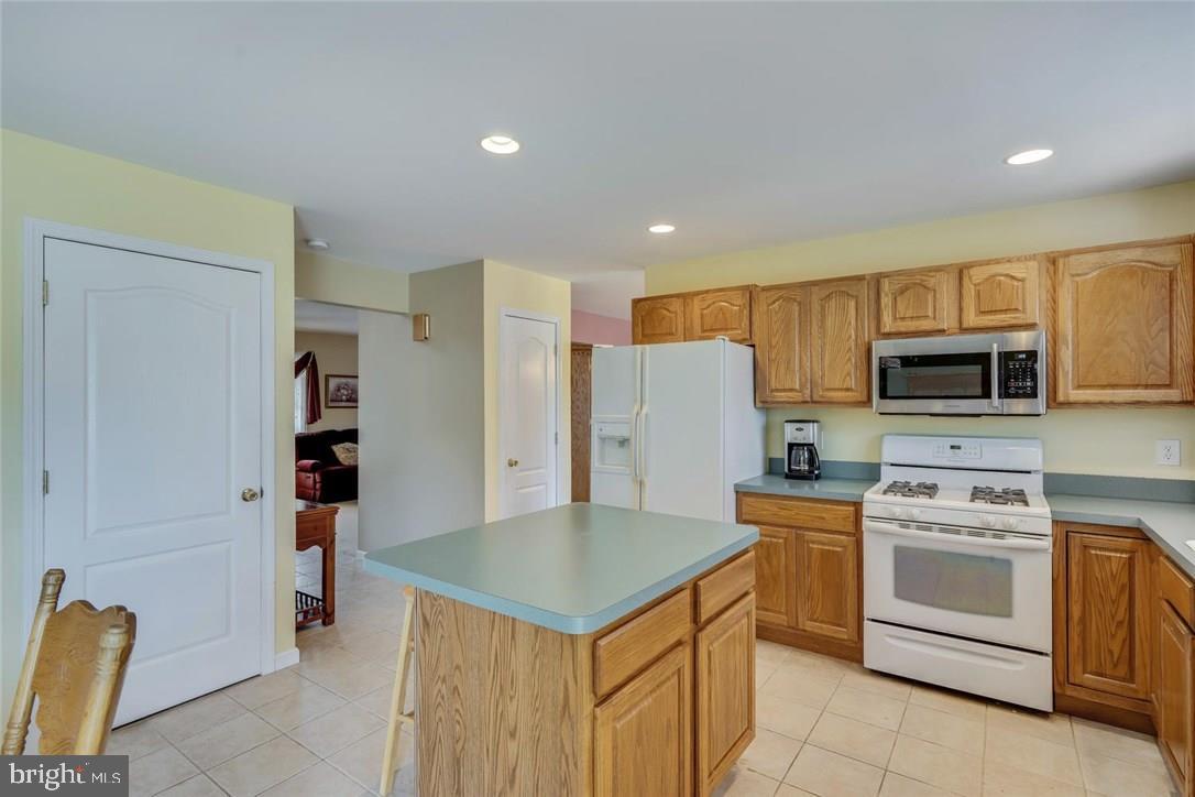 392 Leeward Road Manahawkin, NJ 08050 - Photo 16 of 34