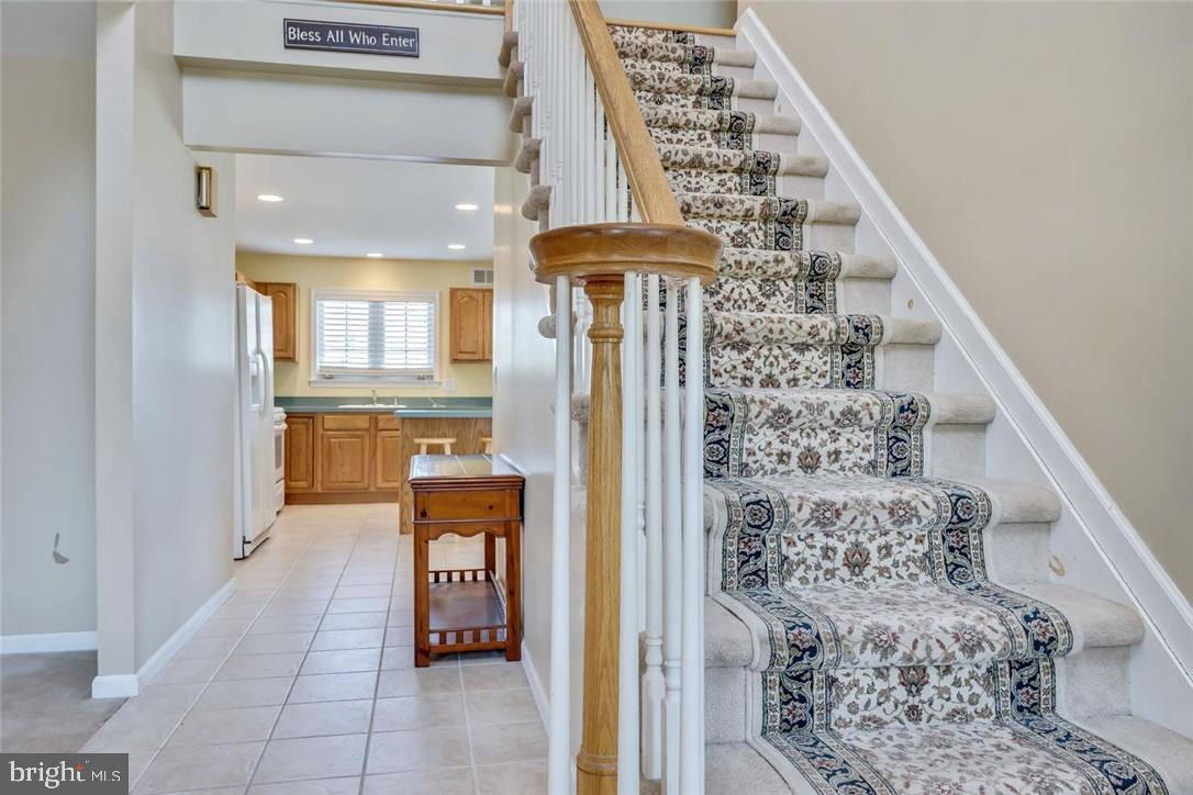 392 Leeward Road Manahawkin, NJ 08050 - Photo 3 of 34