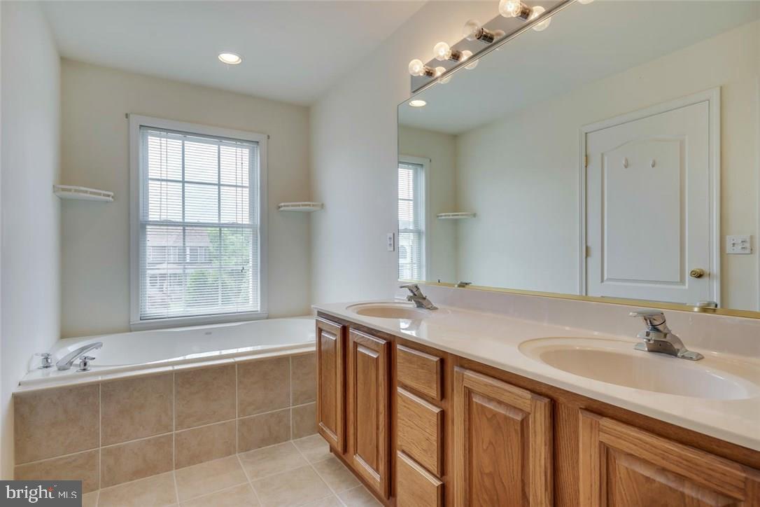 392 Leeward Road Manahawkin, NJ 08050 - Photo 31 of 34