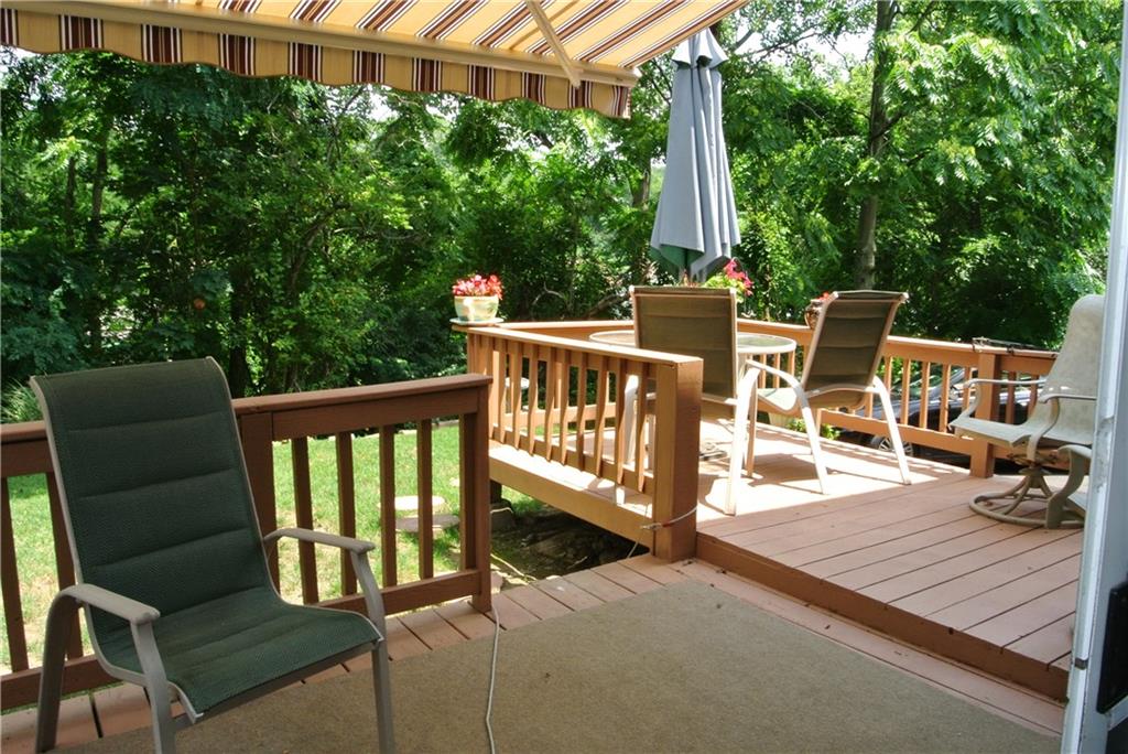 255 Foxcroft Road Pittsburgh, PA 15220 - Photo 21 of 24 Gallery Image 21