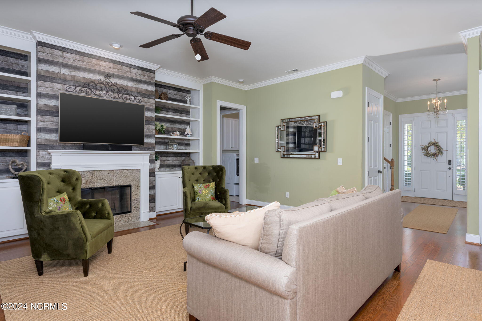 579 Tanbridge Road Wilmington, NC 28405 - Photo 18 of 52 living-room-01a