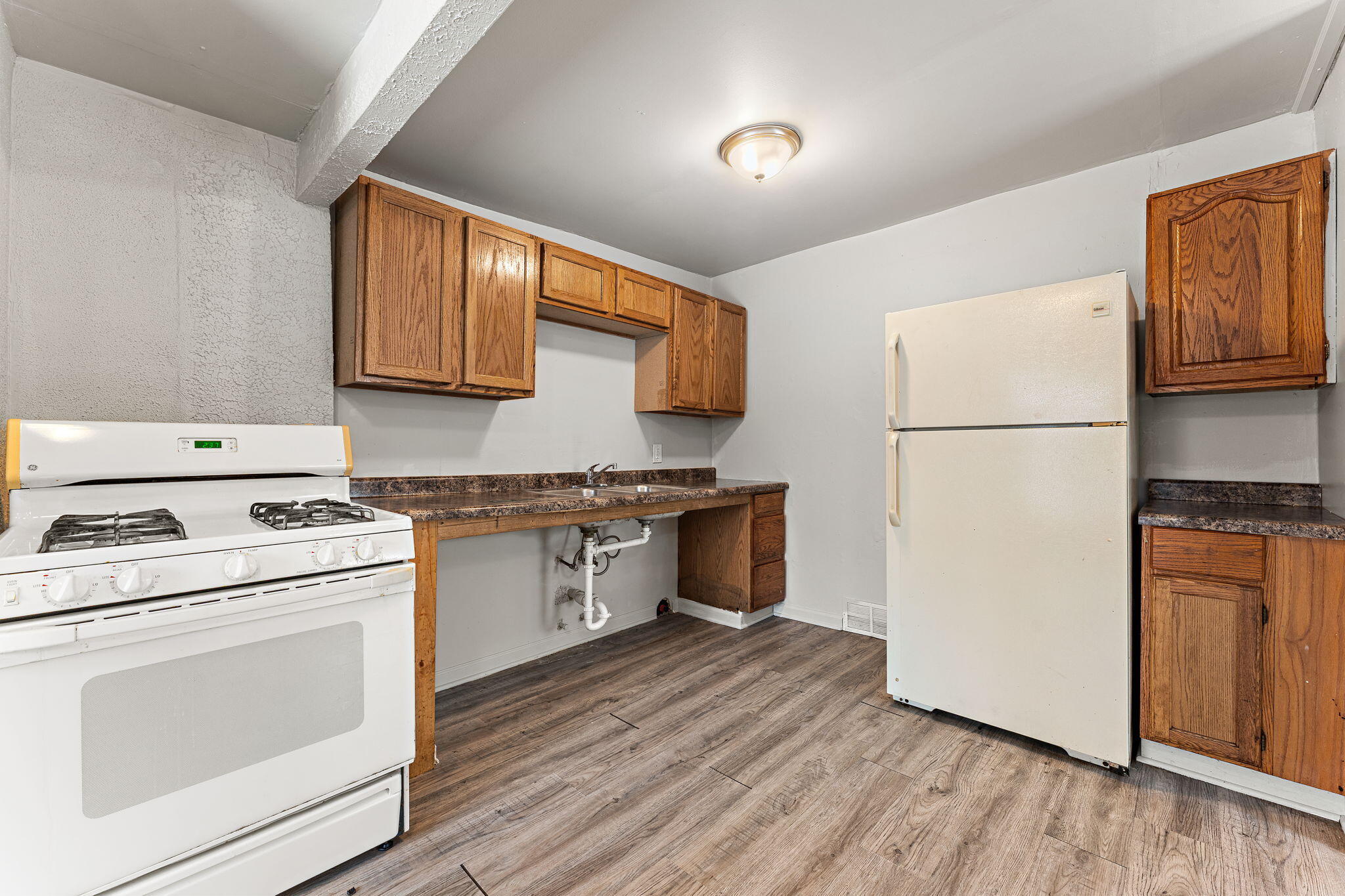 4079 Missouri Street Hobart, IN 46342 - Photo 11 of 15 2048x1365