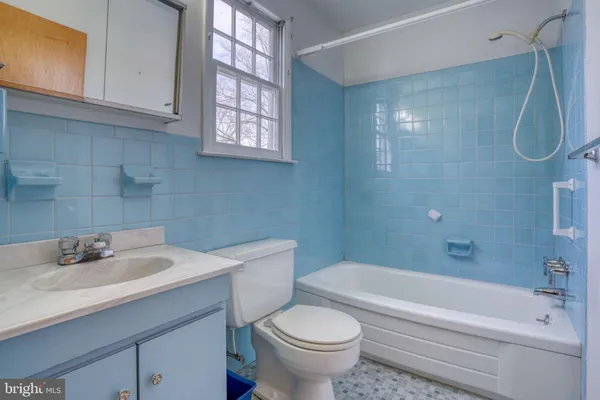 $440,000 | 500 Defoe Road, Hockessin, DE 19707