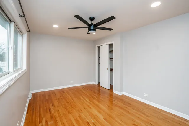 $2,500 | 4216 North Kedvale Avenue, Unit D, Chicago, IL 60641