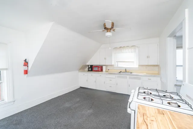 $215,000 | 2656 10th Street, Wyandotte, MI 48192