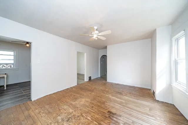 $215,000 | 2656 10th Street, Wyandotte, MI 48192