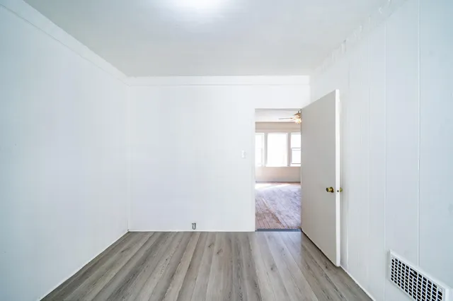 $215,000 | 2656 10th Street, Wyandotte, MI 48192