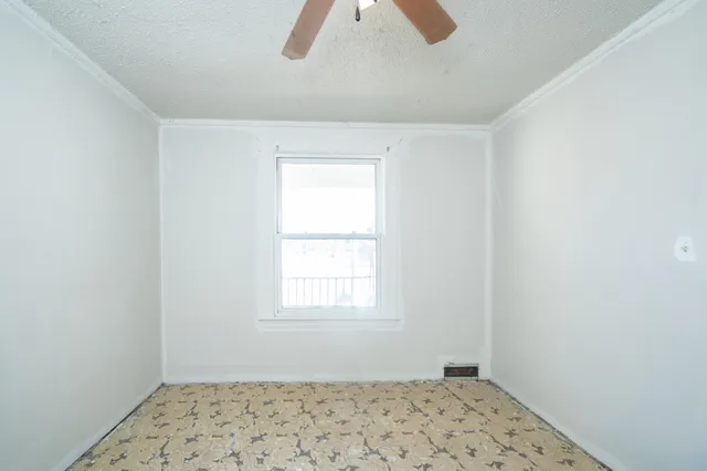 $215,000 | 2656 10th Street, Wyandotte, MI 48192