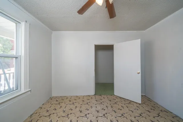 $215,000 | 2656 10th Street, Wyandotte, MI 48192