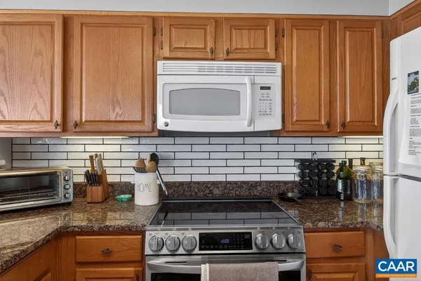 $415,000 | 1710 High Ridge, Roseland, VA 22967