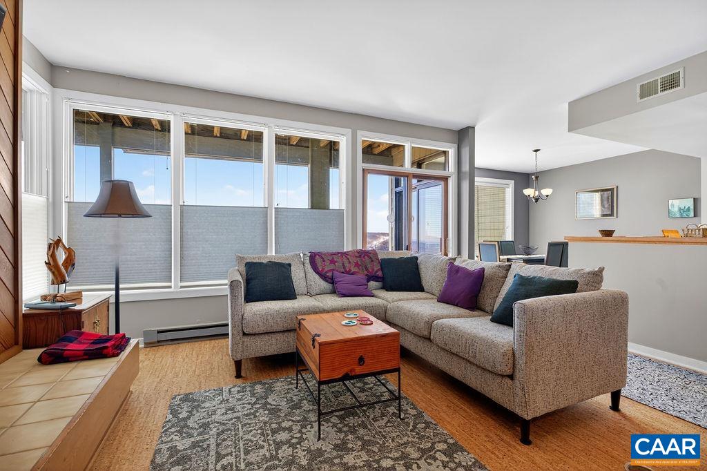 1710 High Ridge Roseland, VA 22967 - Photo 3 of 34