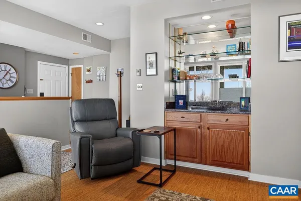 $415,000 | 1710 High Ridge, Roseland, VA 22967