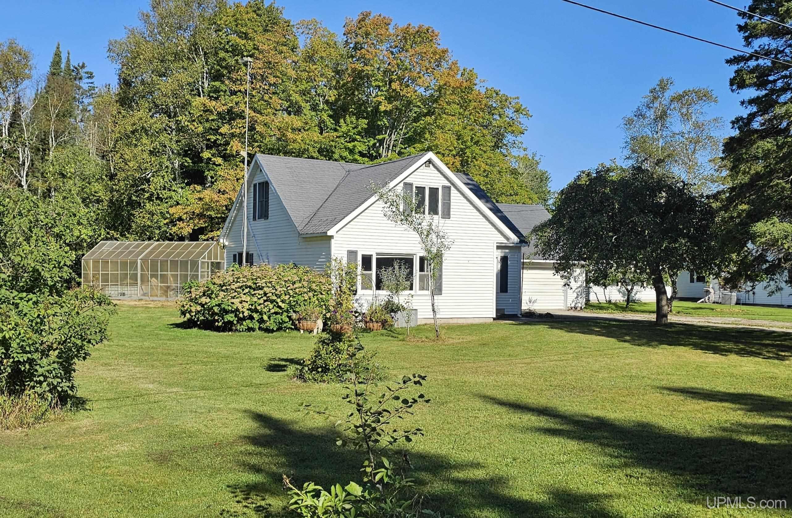 5602 River Road Manistique, MI 49854 - Photo 1 of 60 Gallery Image 1