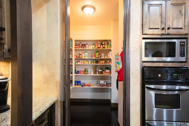 $600,000 | 303 Schneider Street, Poth, TX 78147