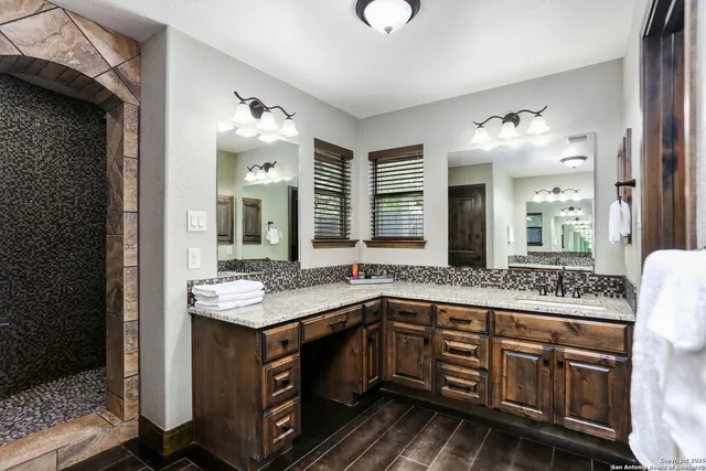 $600,000 | 303 Schneider Street, Poth, TX 78147