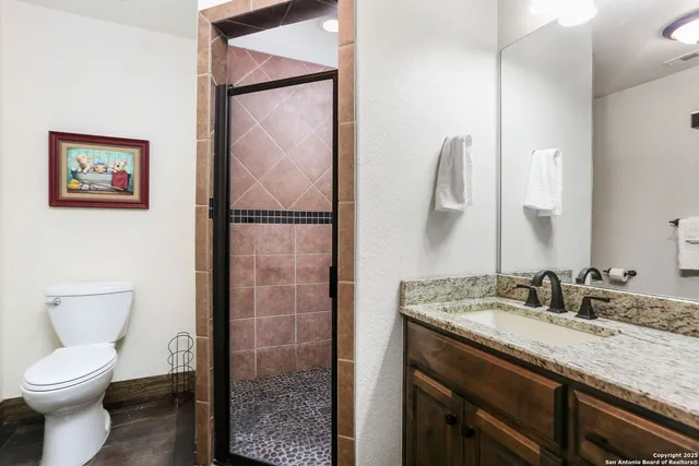 $600,000 | 303 Schneider Street, Poth, TX 78147