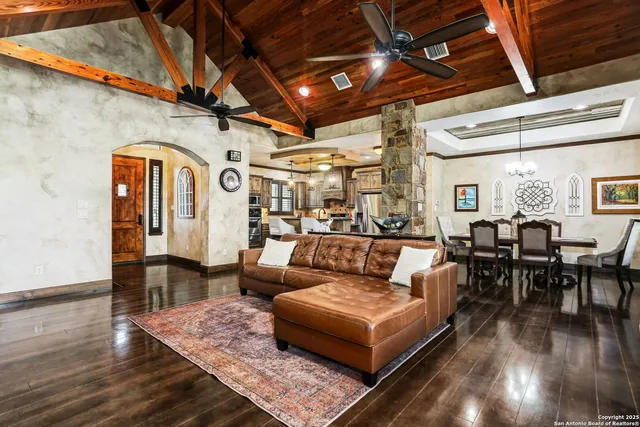 $600,000 | 303 Schneider Street, Poth, TX 78147